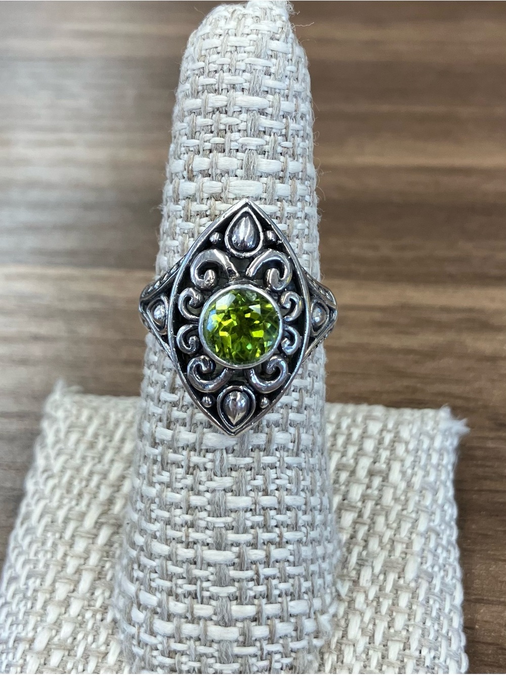 925 Sterling Silver Green Peridot Ring, Size 7